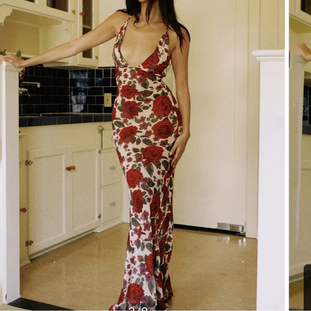 NWT floral strappy maxi dress